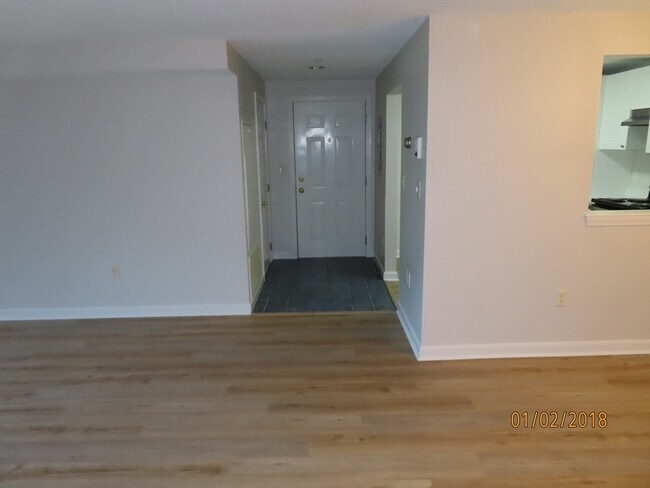 Building Photo - 3 Marc Dr