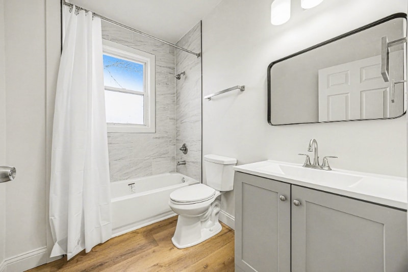 Building Photo - 3337 Reading Rd