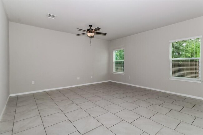 Building Photo - 9201 Sawyer Fay Ln
