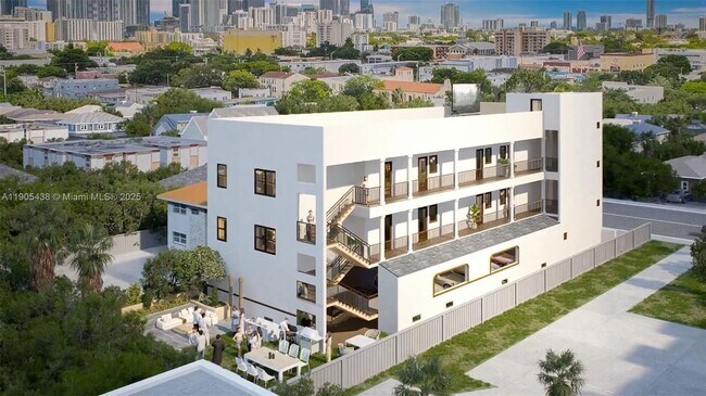 Building Photo - 1037 NW 2nd St