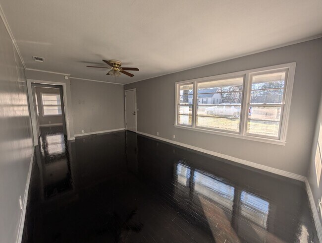 Building Photo - Coming soon! 3 Bedroom