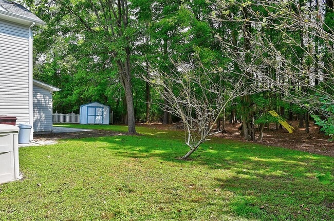 Building Photo - FOR RENT - Chesapeake in Bryant Farms / De...