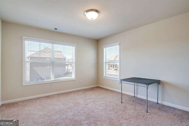 Building Photo - 4215 Miramount Overlook