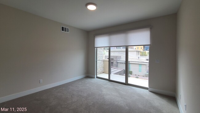 Building Photo - Townhome located in Trilogy community in Summerlin.