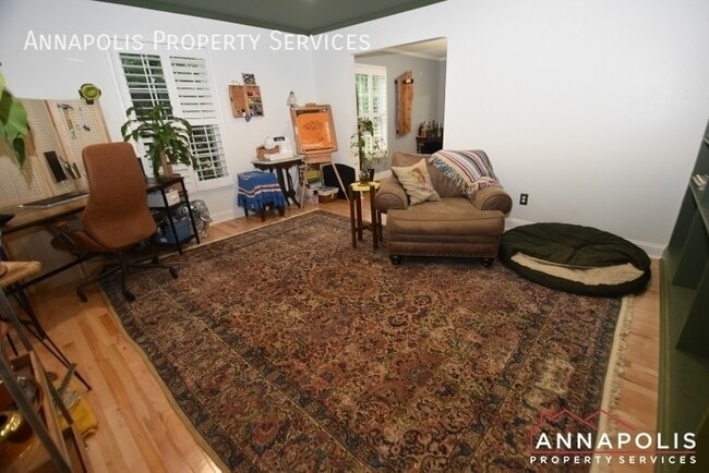 Building Photo - 449 Alfreton Ct