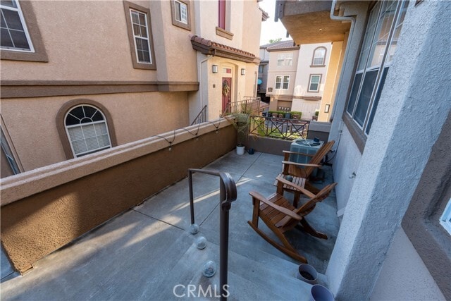 Building Photo - 99 Montana Del Lago Dr