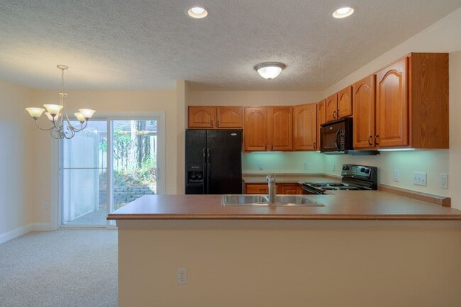 Building Photo - Available for the 2026-2027 lease term.