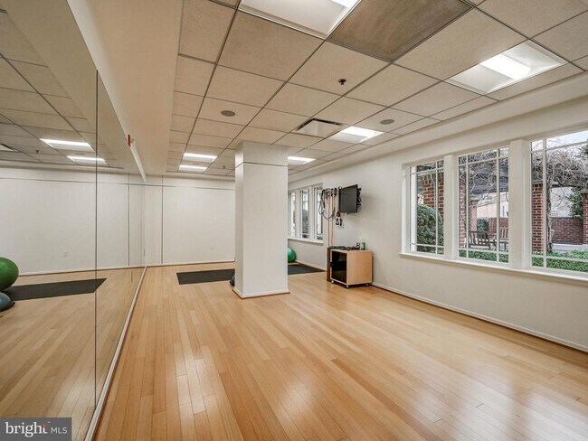 Building Photo - 801 Key Hwy