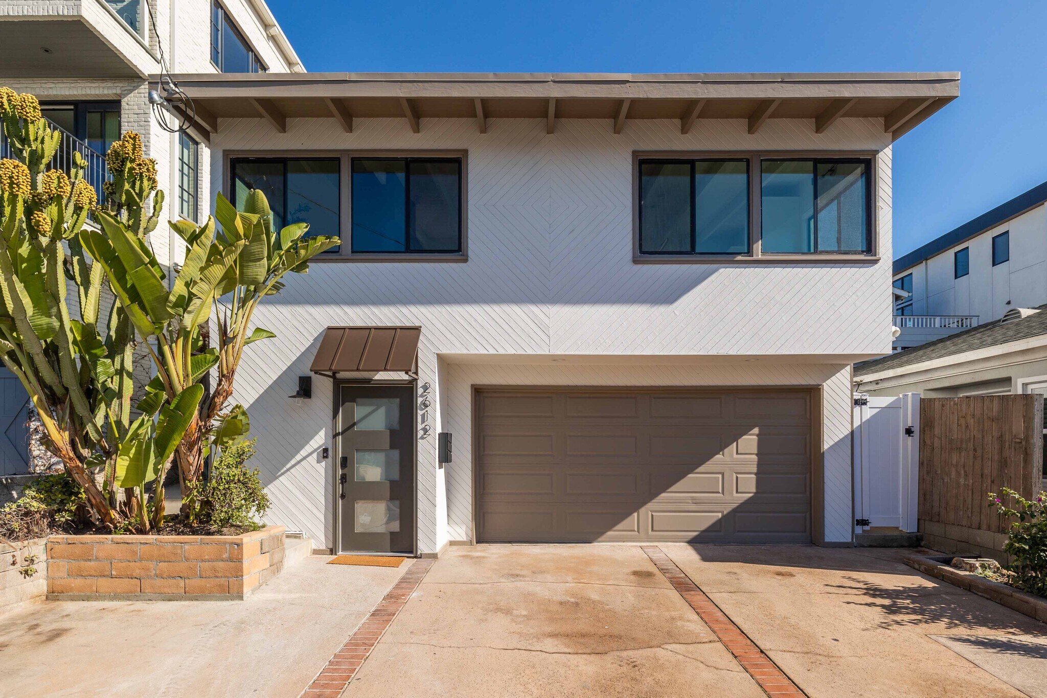 Building Photo - 2612 Alma Ave