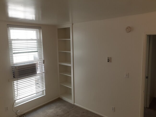 Second floor second bedroom - 3512 Pacific Ave