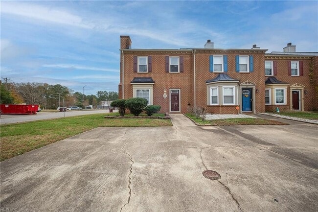 Building Photo - 725 Mill Landing Rd