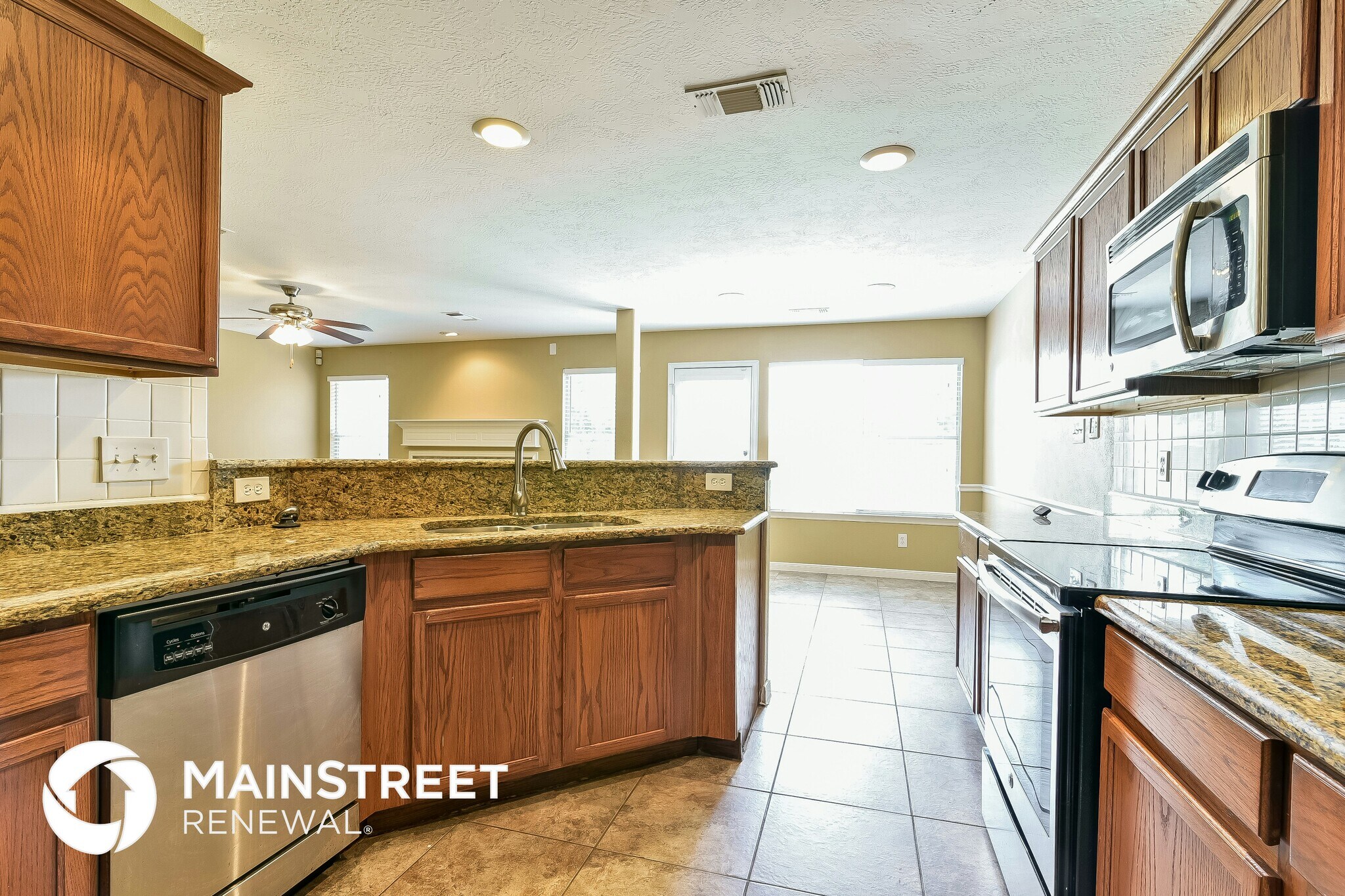 Building Photo - 18415 Green Cypress Ct