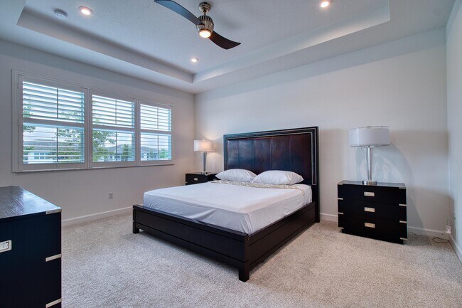 Building Photo - 10407 SW Aquila Wy