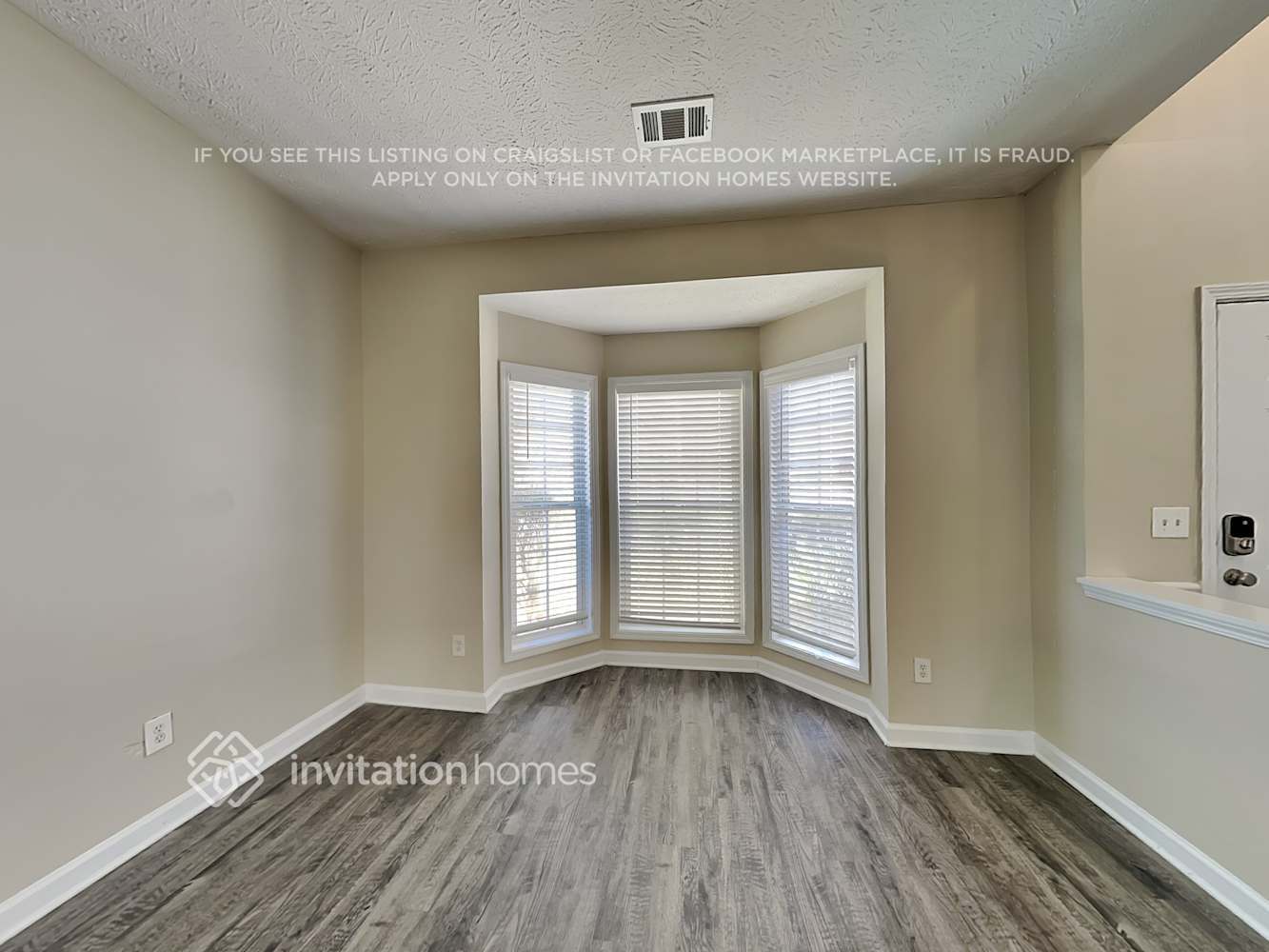 Building Photo - 1218 Everwood Dr SW