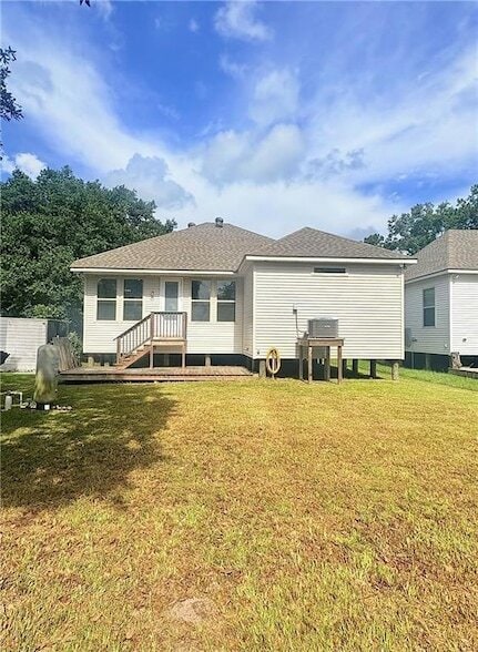 Building Photo - 57304 Oak Ave