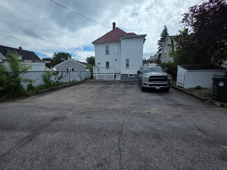 Building Photo - 212 Alsace St