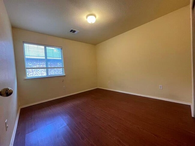 Building Photo - 2416 Socorro Bend