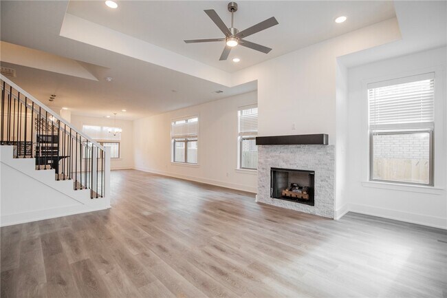 Building Photo - 7104 SW High Meadow Blvd