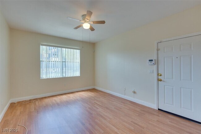 Building Photo - 8000 W Badura Ave