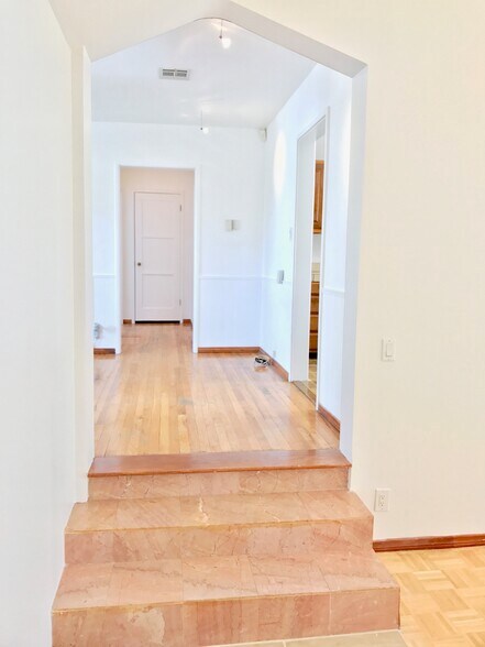 Building Photo - 17418 Califa St