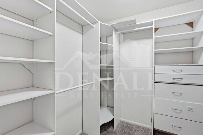 Building Photo - 4923 N 108th Dr