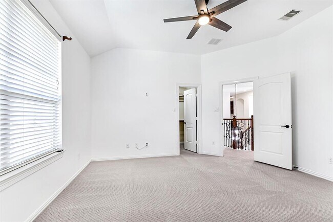 Building Photo - 10126 Springfield Ridge Dr