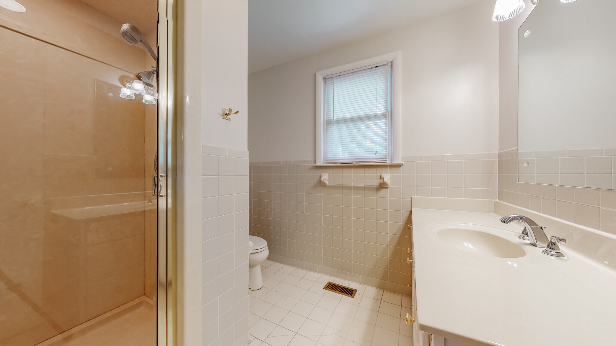 Second bath with walk-in shower - 203 Donelson Hills Dr