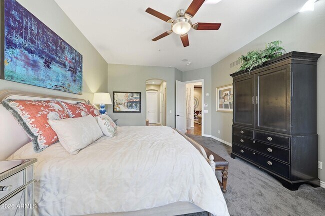 Building Photo - 8891 E Mountain Spring Rd