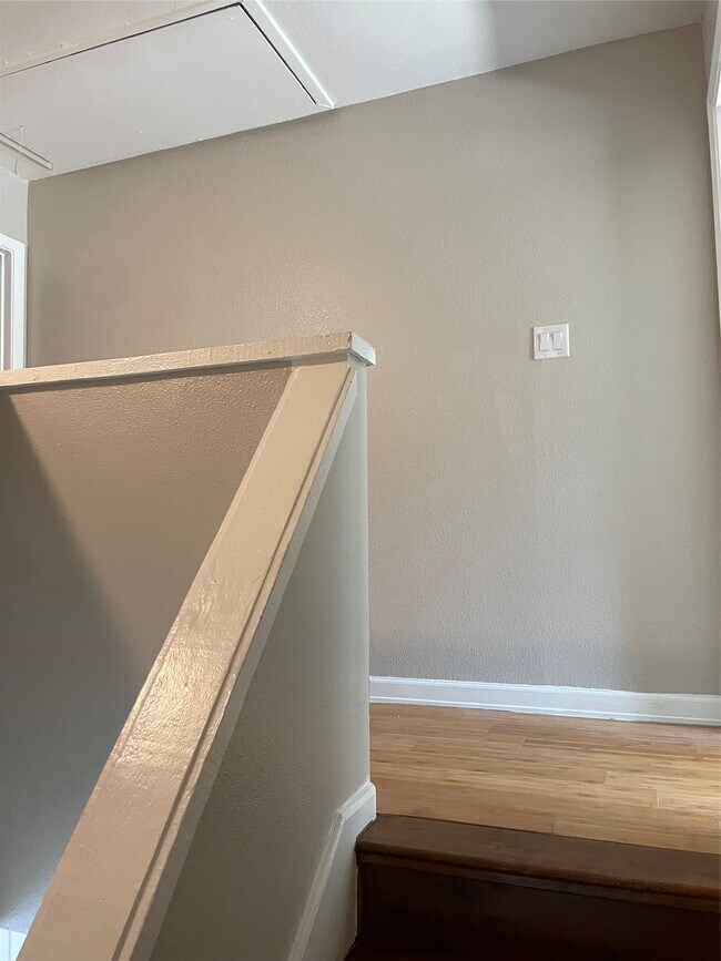 Building Photo - 2343 Briarwest Blvd