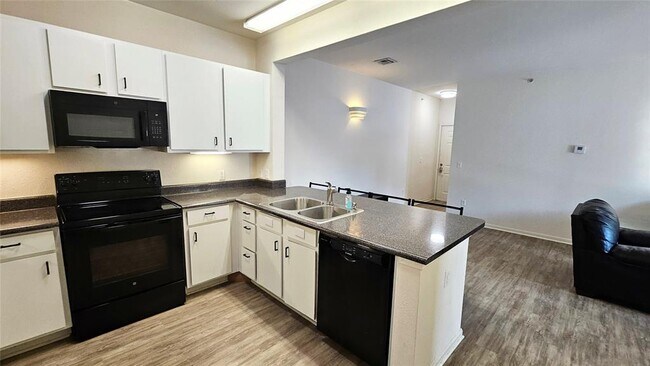 Building Photo - 2200 Classen Blvd