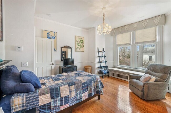 Building Photo - 287 Gibbs Ave