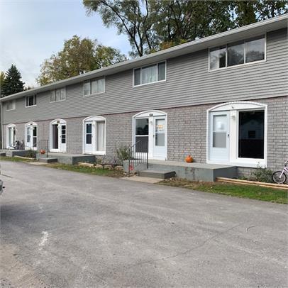 Building Photo - Meadowdale