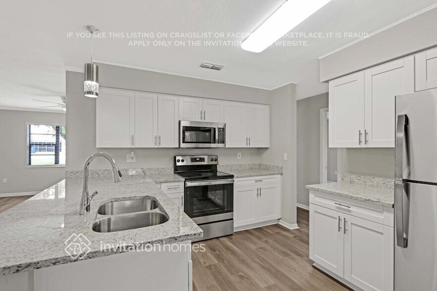 Building Photo - 10419 Keystone St