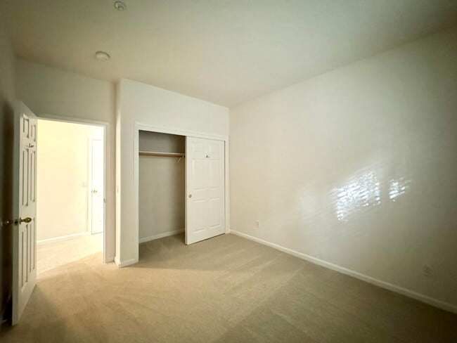 Building Photo - TENTATIVELY RENTED 3 Bedrooms, 2 1/2 Bathrooms, Serene Napa Setting