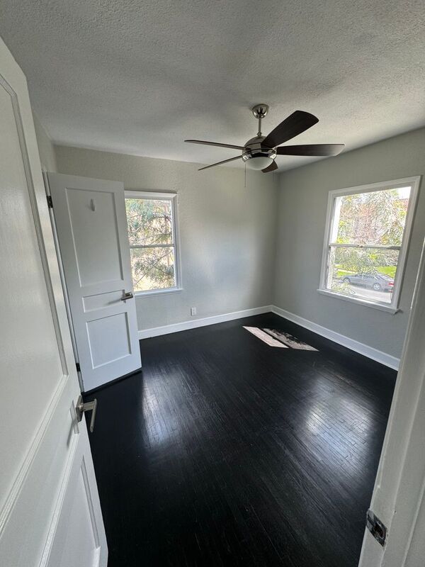 Building Photo - 1325 S Highland Ave