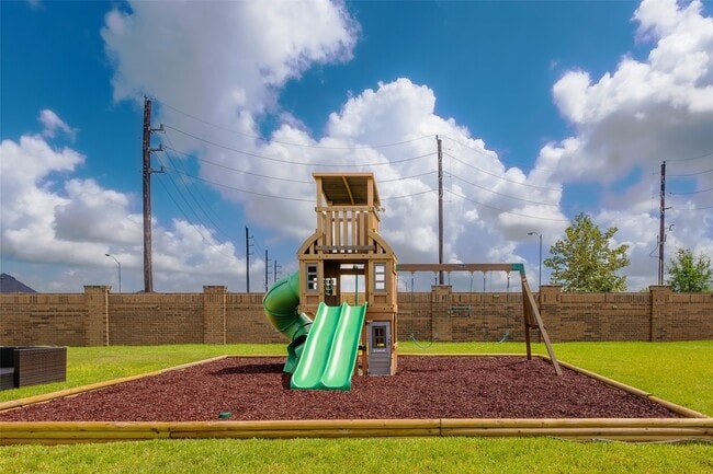 Building Photo - 31502 Willows Bracken Ct