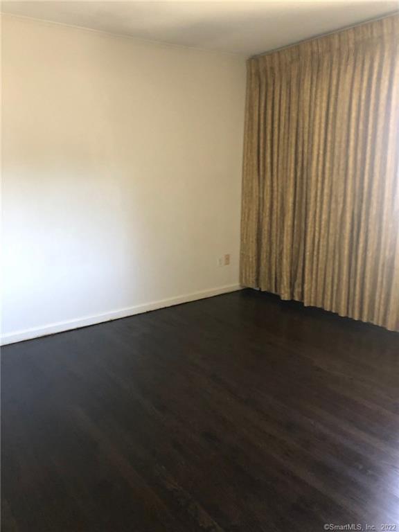 Building Photo - 927 Burroughs Rd