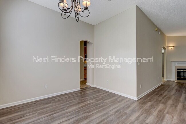 Building Photo - 749 Grand Parke Dr