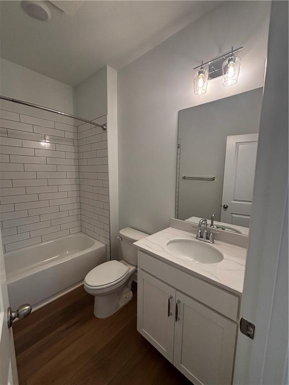 Building Photo - 202 Summit Ave SE