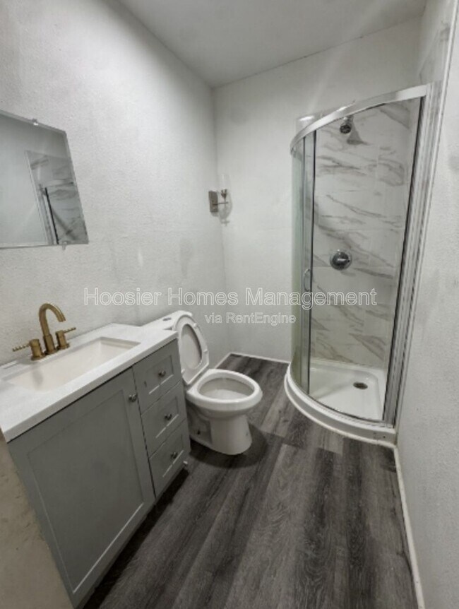 Building Photo - 1466 S Worth Ave