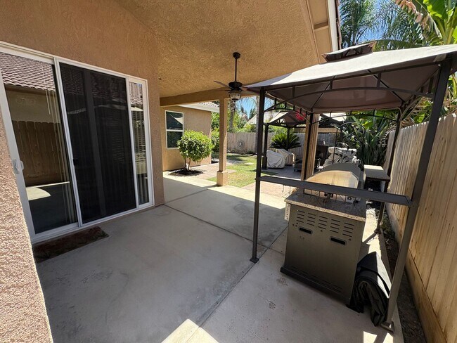 Building Photo - 1523 E Monte Vista Ct