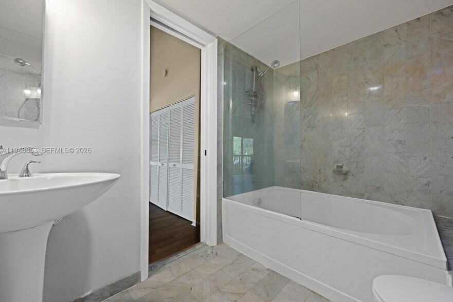 Building Photo - 7867 SW 102nd Ln