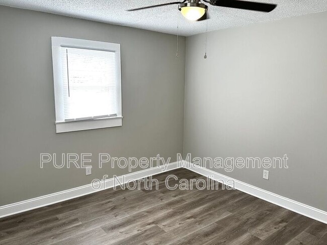 Building Photo - 208 S Lexington Dr