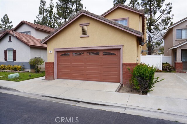 Primary Photo - 995 Primrose Ln