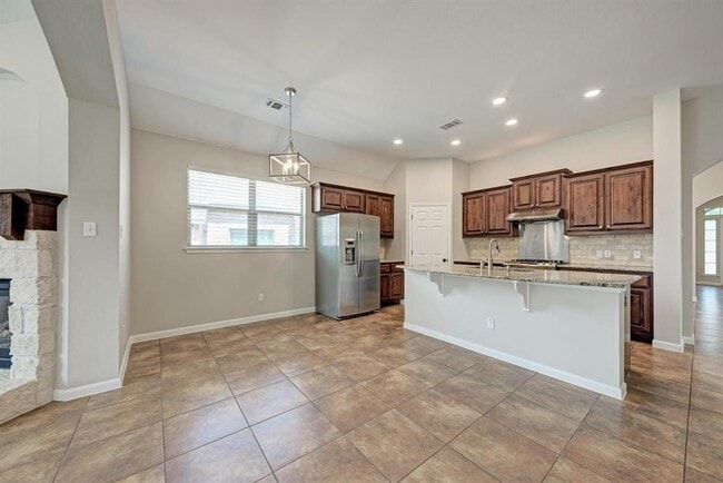 Building Photo - 108 Latitude Ln