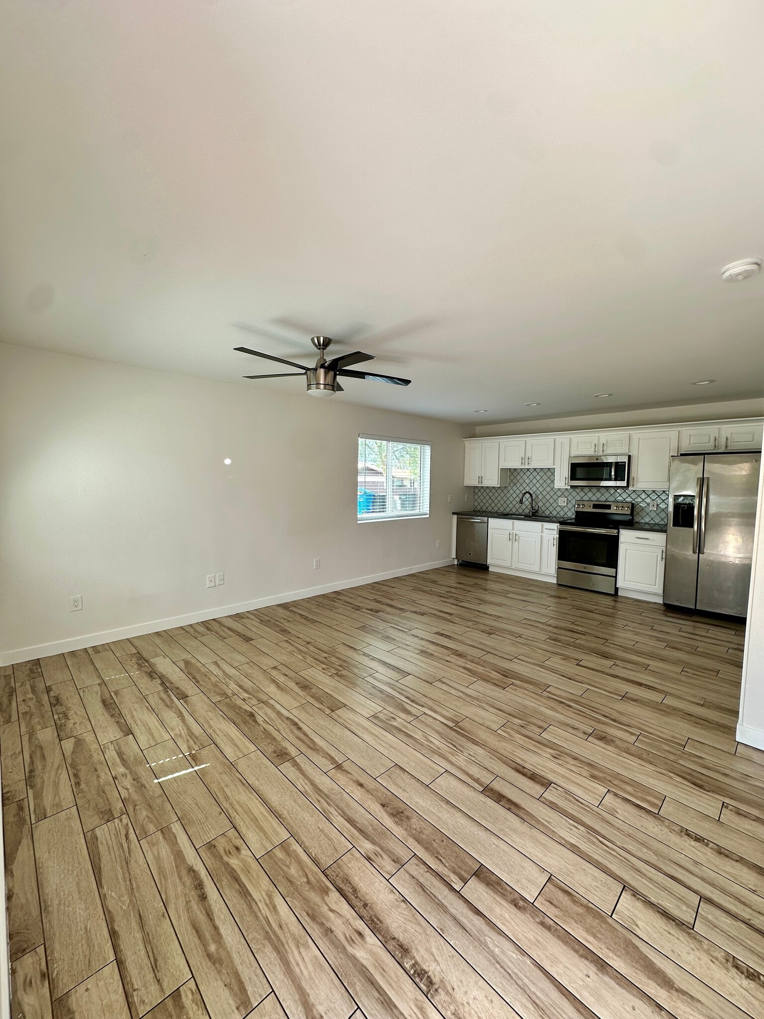 Building Photo - 2308 N 28th PL