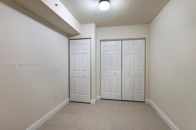 Building Photo - 2350 SW 27th Ave