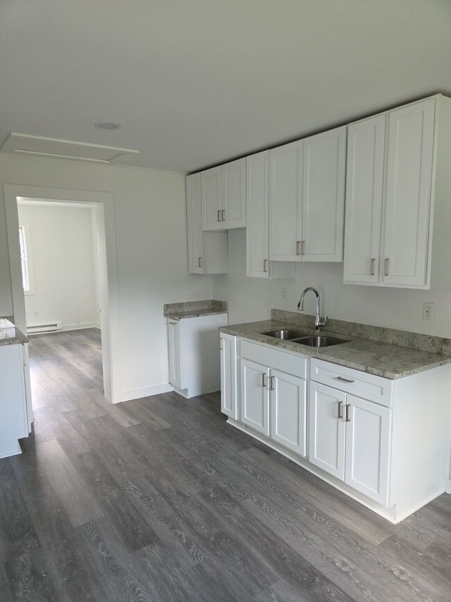 Building Photo - Newly remodeled home is located in Lancaster, SC 29720.