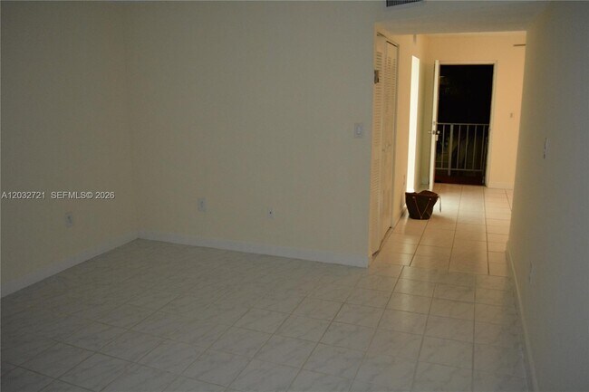 Building Photo - 13100 SW 92nd Ave
