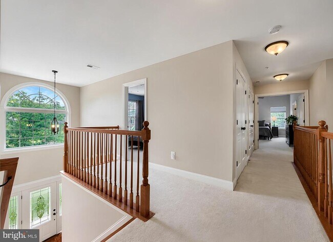 Building Photo - 23017 Holloway Ct